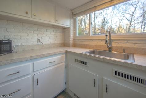 18 Decker Pond Road Vernon NJ 07461