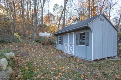 18 Decker Pond Road Vernon NJ 07461