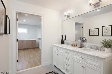 2274 Lyde Place Scotch Plains NJ 07076