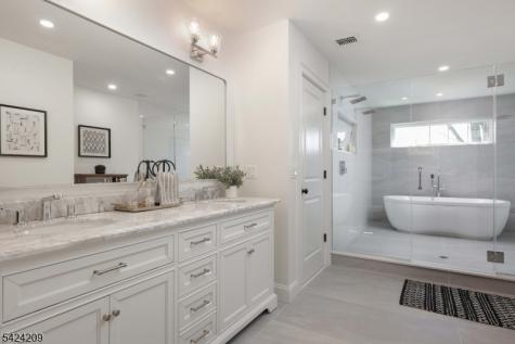2274 Lyde Place Scotch Plains NJ 07076