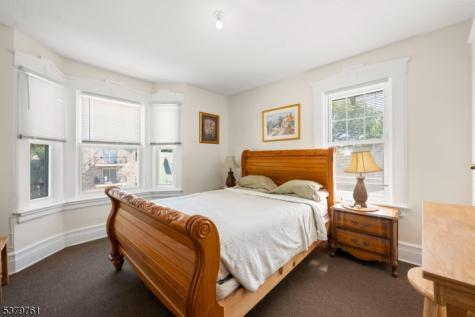 15 Vernon Place East Orange NJ 07017