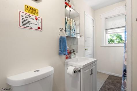 15 Vernon Place East Orange NJ 07017