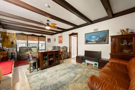 15 Vernon Place East Orange NJ 07017