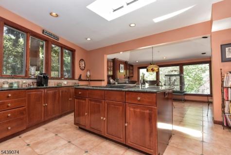 45 Lakeshore Drive Oakland NJ 07436