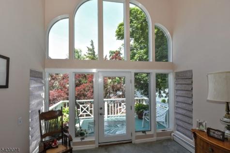 45 Lakeshore Drive Oakland NJ 07436