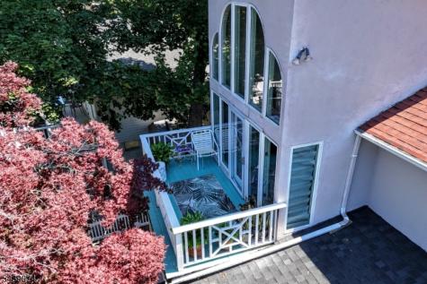 45 Lakeshore Drive Oakland NJ 07436