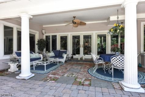45 Lakeshore Drive Oakland NJ 07436