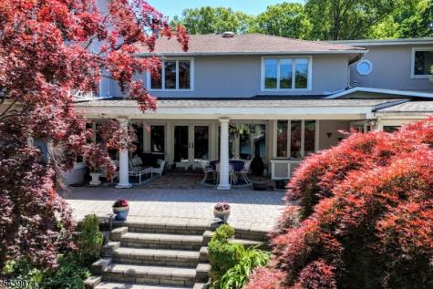 45 Lakeshore Drive Oakland NJ 07436