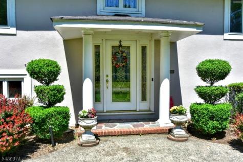 45 Lakeshore Drive Oakland NJ 07436