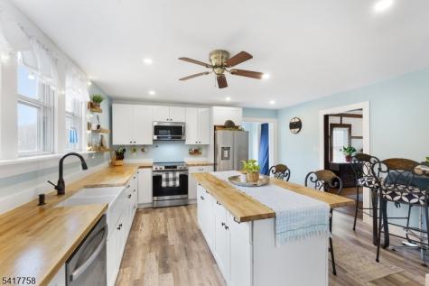322 Berkshire Valley Road Roxbury NJ 07885