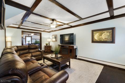 322 Berkshire Valley Road Roxbury NJ 07885