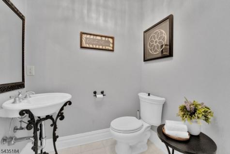127 Waughaw Road Montville NJ 07082