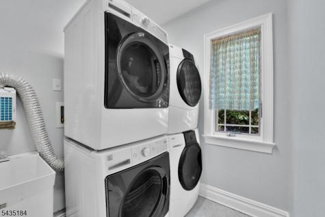 127 Waughaw Road Montville NJ 07082