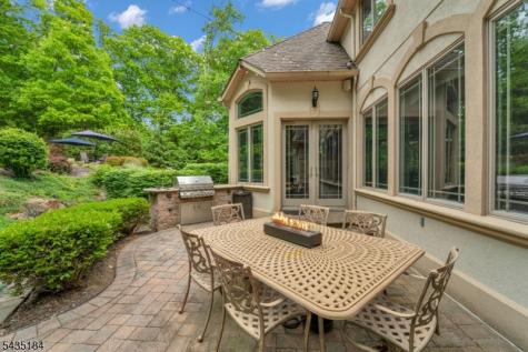 127 Waughaw Road Montville NJ 07082
