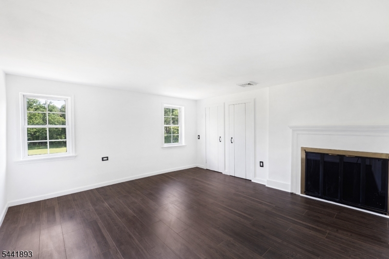401 Bloomsbury Road Franklin NJ 08804