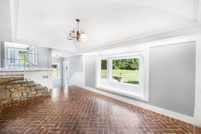 401 Bloomsbury Road Franklin NJ 08804