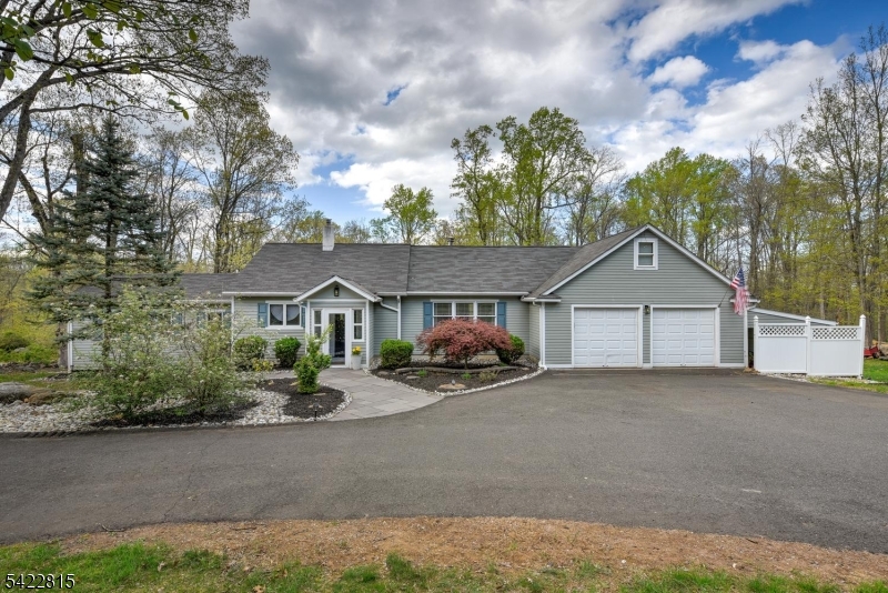 9 Zion Road East Amwell NJ 08525