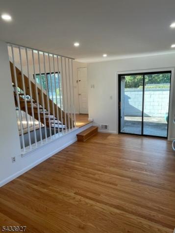 73 Linda Lane Edison NJ 08820