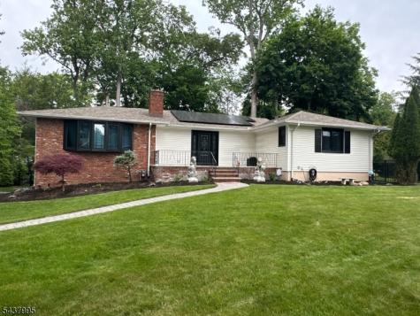 43 Overlook Court Ramsey NJ 07446