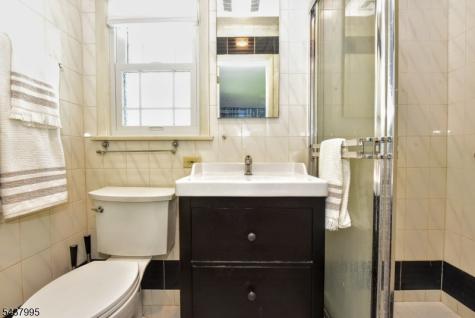 43 Overlook Court Ramsey NJ 07446