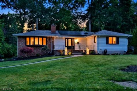 43 Overlook Court Ramsey NJ 07446