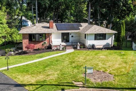 43 Overlook Court Ramsey NJ 07446