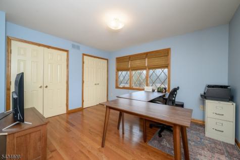 3 Tara Court Hardwick NJ 07825