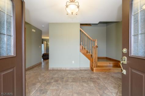 3 Tara Court Hardwick NJ 07825