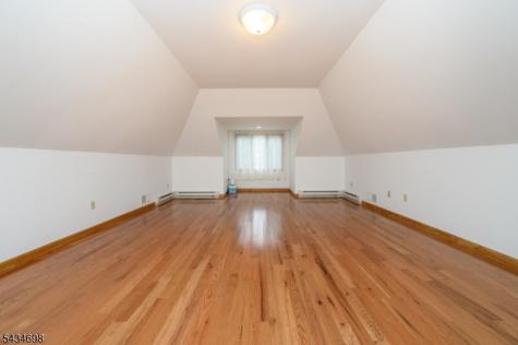 3 Tara Court Hardwick NJ 07825