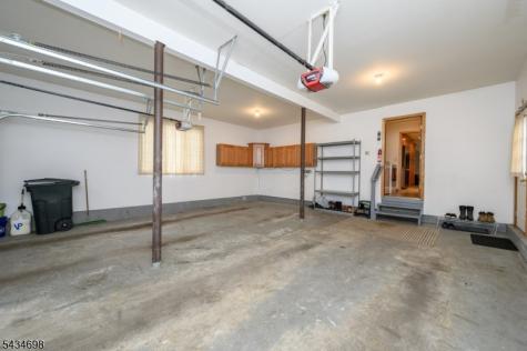 3 Tara Court Hardwick NJ 07825
