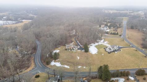 3 Tara Court Hardwick NJ 07825