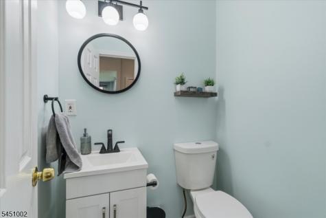 274 Brighton Avenue East Orange NJ 07017