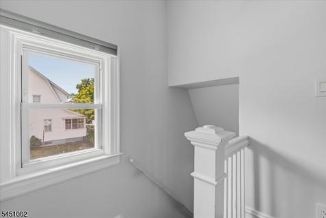 274 Brighton Avenue East Orange NJ 07017