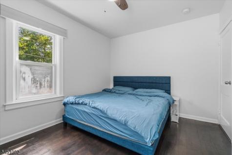 274 Brighton Avenue East Orange NJ 07017