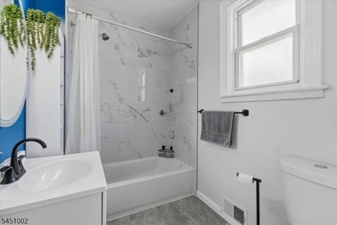 274 Brighton Avenue East Orange NJ 07017