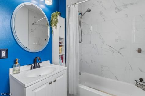 274 Brighton Avenue East Orange NJ 07017