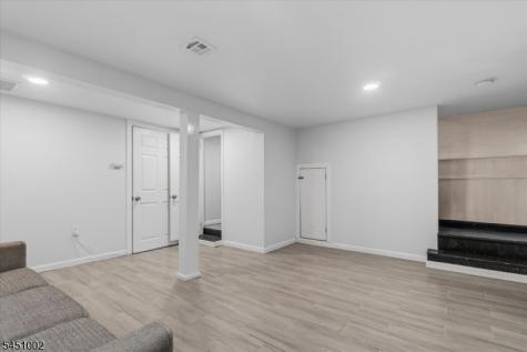274 Brighton Avenue East Orange NJ 07017
