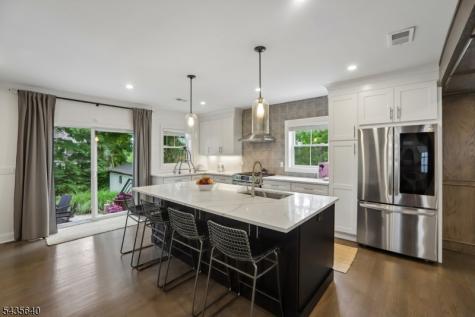 21 Evergreen Place Maplewood NJ 07040