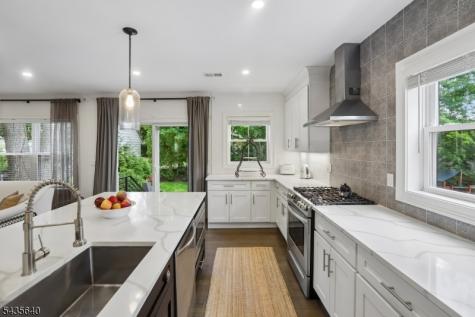 21 Evergreen Place Maplewood NJ 07040