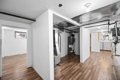 255 S 6th Avenue Highland Park NJ 08904