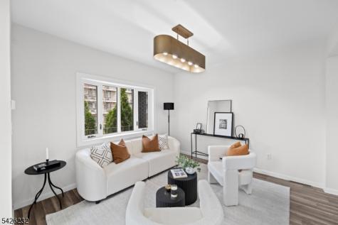 255 S 6th Avenue Highland Park NJ 08904