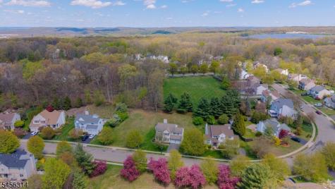 92 Connelly Avenue Mount Olive NJ 07828