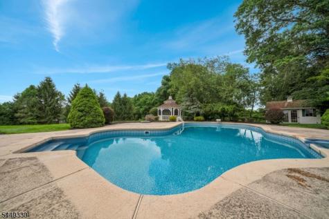 4 Middlesworth Farm Road Washington NJ 07853