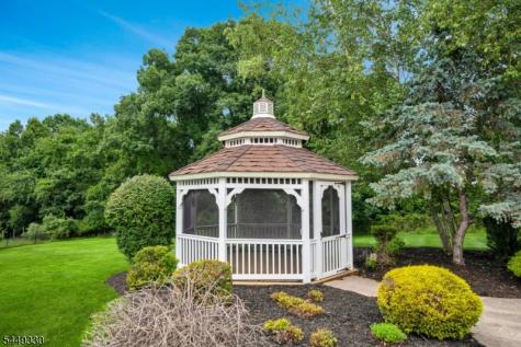 4 Middlesworth Farm Road Washington NJ 07853