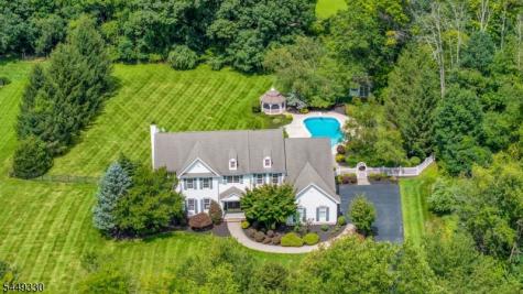 4 Middlesworth Farm Road Washington NJ 07853