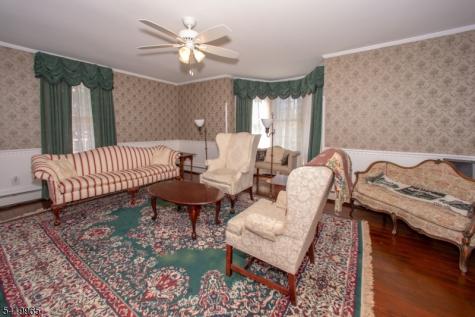 27 Edison Avenue Ogdensburg NJ 07439