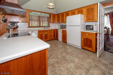 27 Edison Avenue Ogdensburg NJ 07439