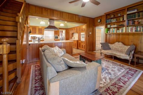 27 Edison Avenue Ogdensburg NJ 07439