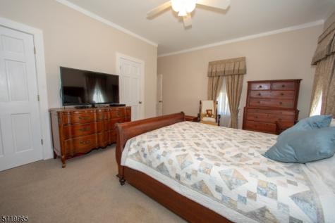 27 Edison Avenue Ogdensburg NJ 07439