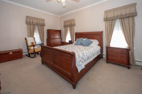 27 Edison Avenue Ogdensburg NJ 07439